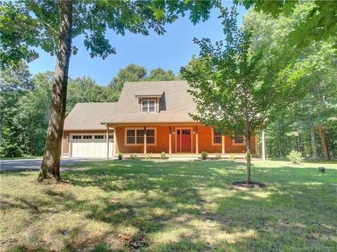 11 Lucienne Way, Ledyard, CT 06339 photo 1
