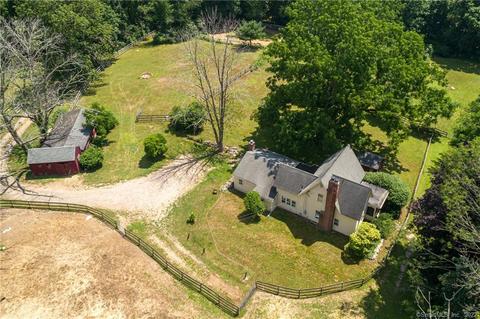 110 School St, Coventry, CT 06238 photo 1