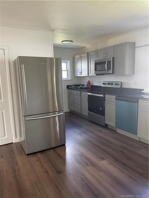 41 2nd St, Plainfield, CT 06374 photo 1