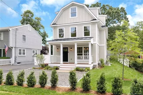 7 Meadow Dr, Greenwich, CT 06807