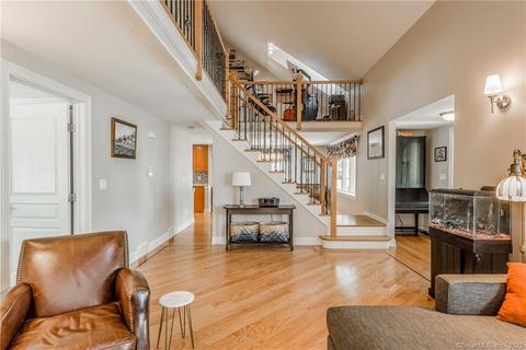 6 Quail Hill Rd, Wethersfield, CT 06109 photo 1