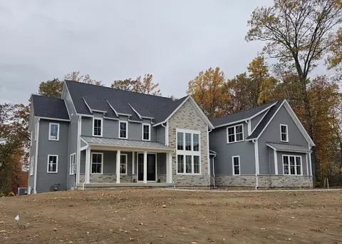 44 Weatherstone, Avon, CT 06001