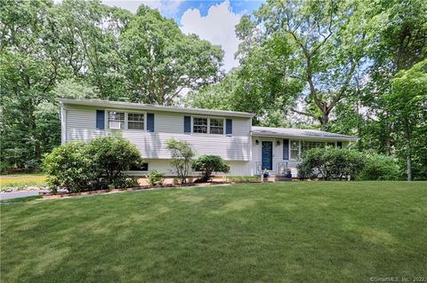 22 Chalk Hill Rd, Monroe, CT 06468 photo 1