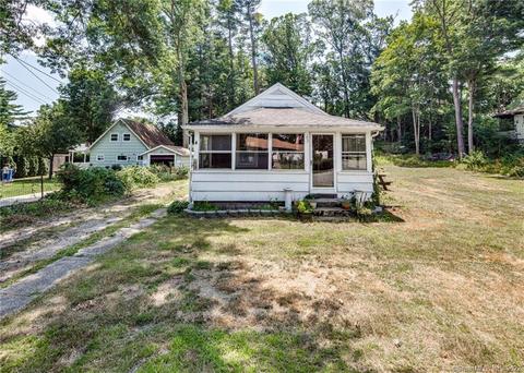 67 Judd Ave, Killingly, CT 06239 photo 1