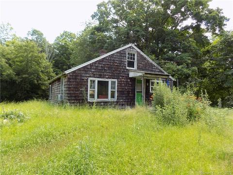 2 Balch Ln, Morris, CT 06763 photo 1