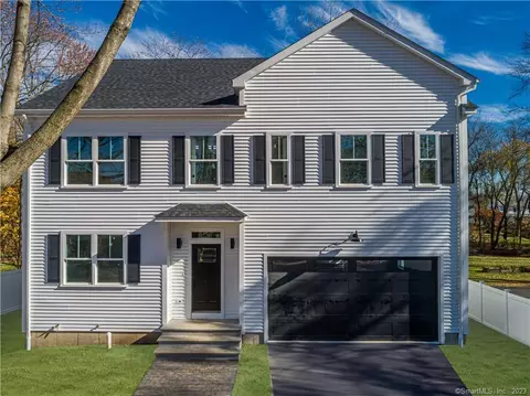 199 Courtland Ave, Stamford, CT 06906