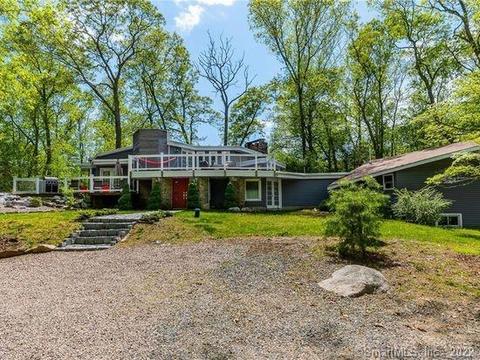 10 Chidley Way, Ledyard, CT 06339 photo 1