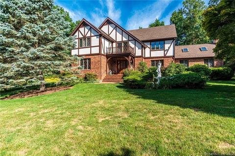 165 Meadows End Rd, Monroe, CT 06468 photo 1