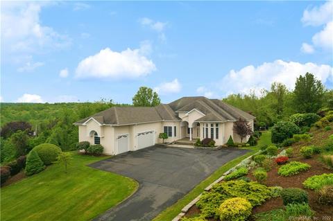 35 Turnberry Rd, Wallingford, CT 06492 38 Photos Movoto