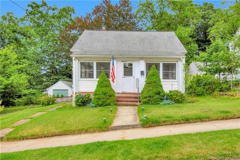43 Giles St, Hamden, CT 06517 photo 1