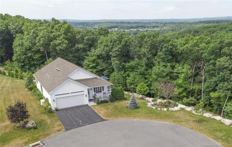 14 Skylark Ln, Killingly, CT 06239 photo 1