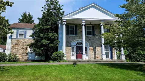 424 Rowayton Ave, Norwalk, CT 06854