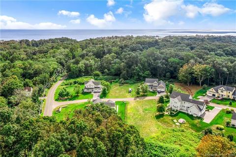7 Bentons Knl #11, Guilford, CT 06437