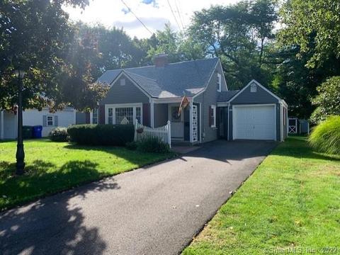 102 Beverly Rd, Wethersfield, CT 06109 photo 1