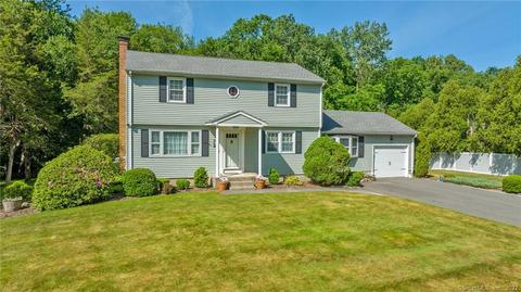 9 Uncas Dr, Griswold, CT 06351 photo 1