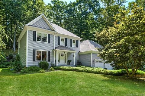 210 Chestnut Hill Rd, Killingworth, CT 06419