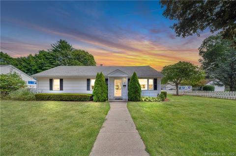 14 Daniel Dr, Bridgeport, CT 06606 photo 1