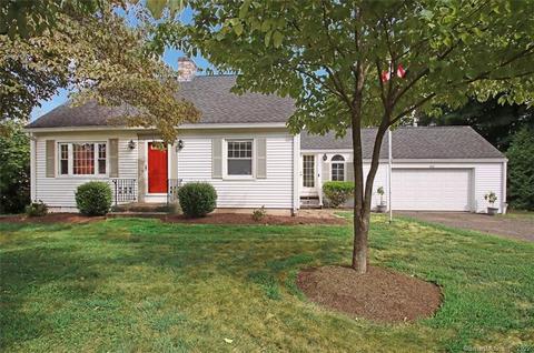 852 Mapleton Ave, Suffield, CT 06078 photo 1
