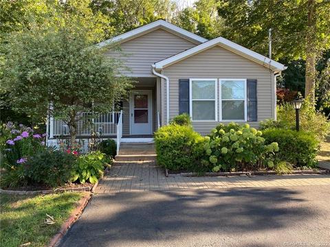 26 Woodland Trl, Killingworth, CT 06419