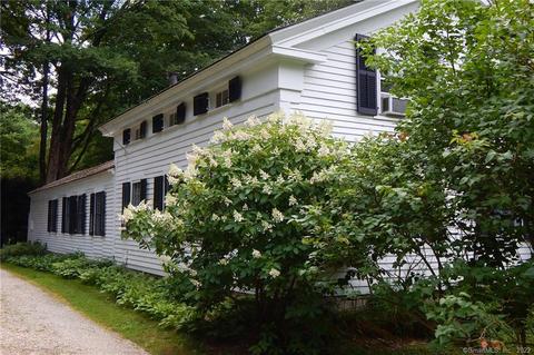 49 E Main St, Salisbury, CT 06068 photo 1