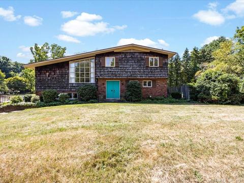 127 Patten Rd, North Haven, CT 06473