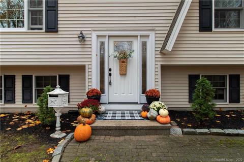 1477 Durham Rd, Madison, CT 06443 photo 1