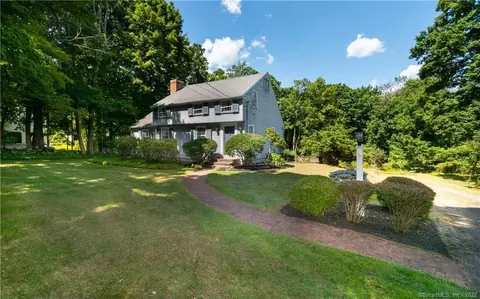6 Winding Rd, Brookfield, CT 06804 photo 1