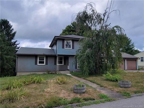 44 Arrowhead Dr, Ledyard, CT 06339 photo 1