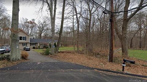 405 Spring St, Orange, CT 06477 photo 1