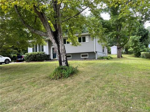 53 Highland Dr, Ledyard, CT 06339 photo 1