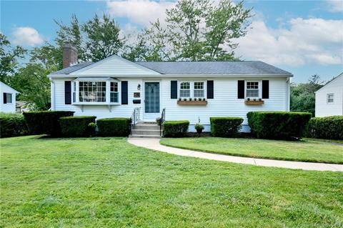 29 Harold St, Wethersfield, CT 06109 photo 1