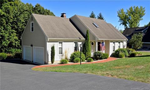 75 Tree Hill Rd, Berlin, CT 06037 photo 1