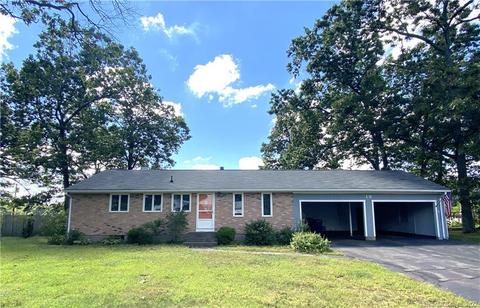 19 Ledyard Rd, Windsor Locks, CT 06096 photo 1