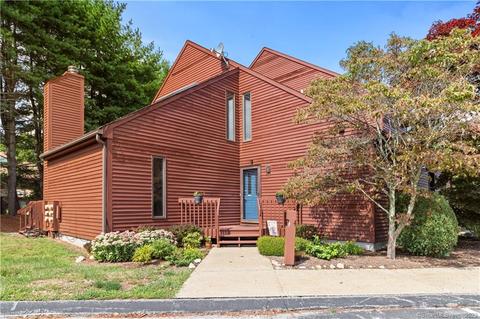 97 W Main St #37, Niantic, CT 06357 photo 1