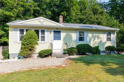 384 Valley Rd, Killingly, CT 06239 photo 1