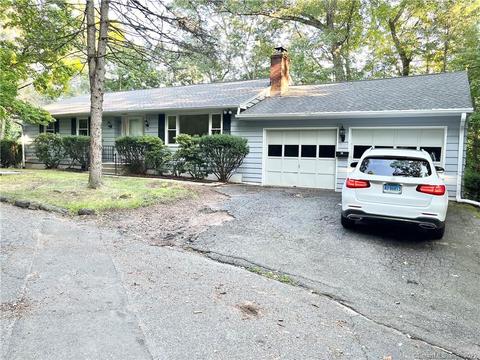 95 Founders Dr, Bristol, CT 06010 photo 1