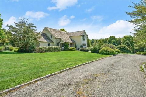 142 Topstone Rd, Redding, CT 06896 photo 1