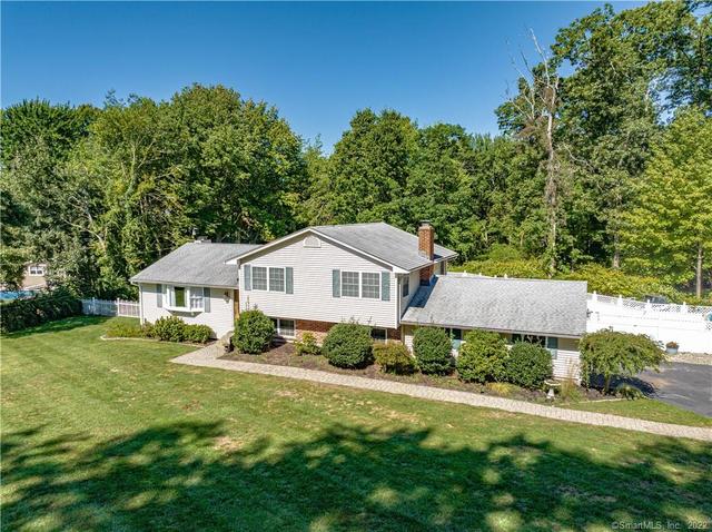 27 Sachem Dr, North Haven, CT 06473