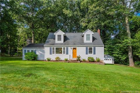 2 Laurel Rd, Ellington, CT 06029 photo 1