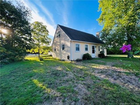 1 Laurel St, Plainfield, CT 06374 photo 1
