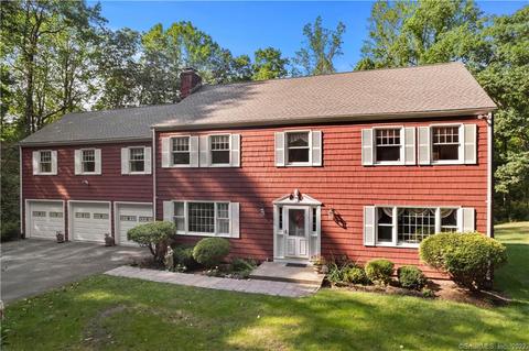 87 Topstone Rd, Redding, CT 06896 photo 1