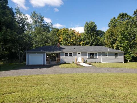 909 Upper Maple St, Killingly, CT 06241 photo 1