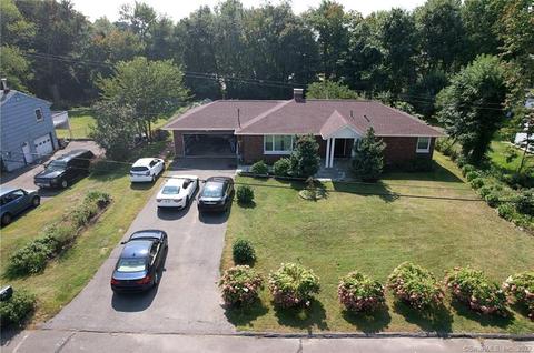 27 Hess Dr, Wolcott, CT 06716