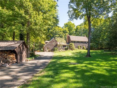 5 Winding Brook Ct, Redding, CT 06896 photo 1