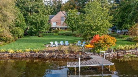 22 Lake View Dr, Woodstock, CT 06281