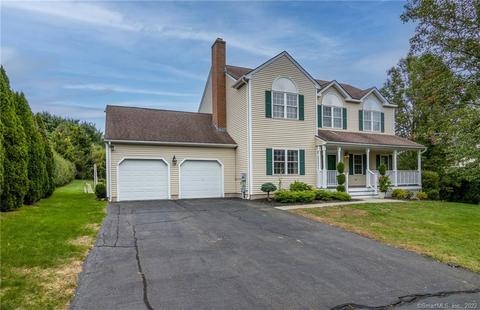 11 Doherty Dr, Wallingford, CT 06492 photo 1