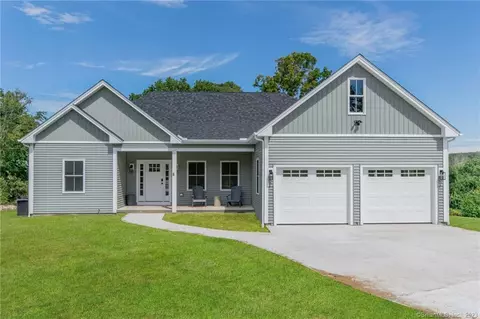 27 Salmon Run, East Hampton, CT 06424
