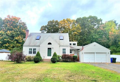 3 Pine Dr, Windsor Locks, CT 06096 photo 1