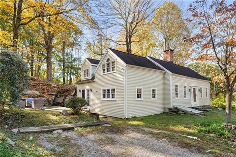 101 Pinetree Rd, Redding, CT 06896 photo 1