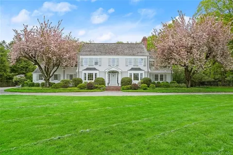 580 Hillside Rd, Fairfield, CT 06824